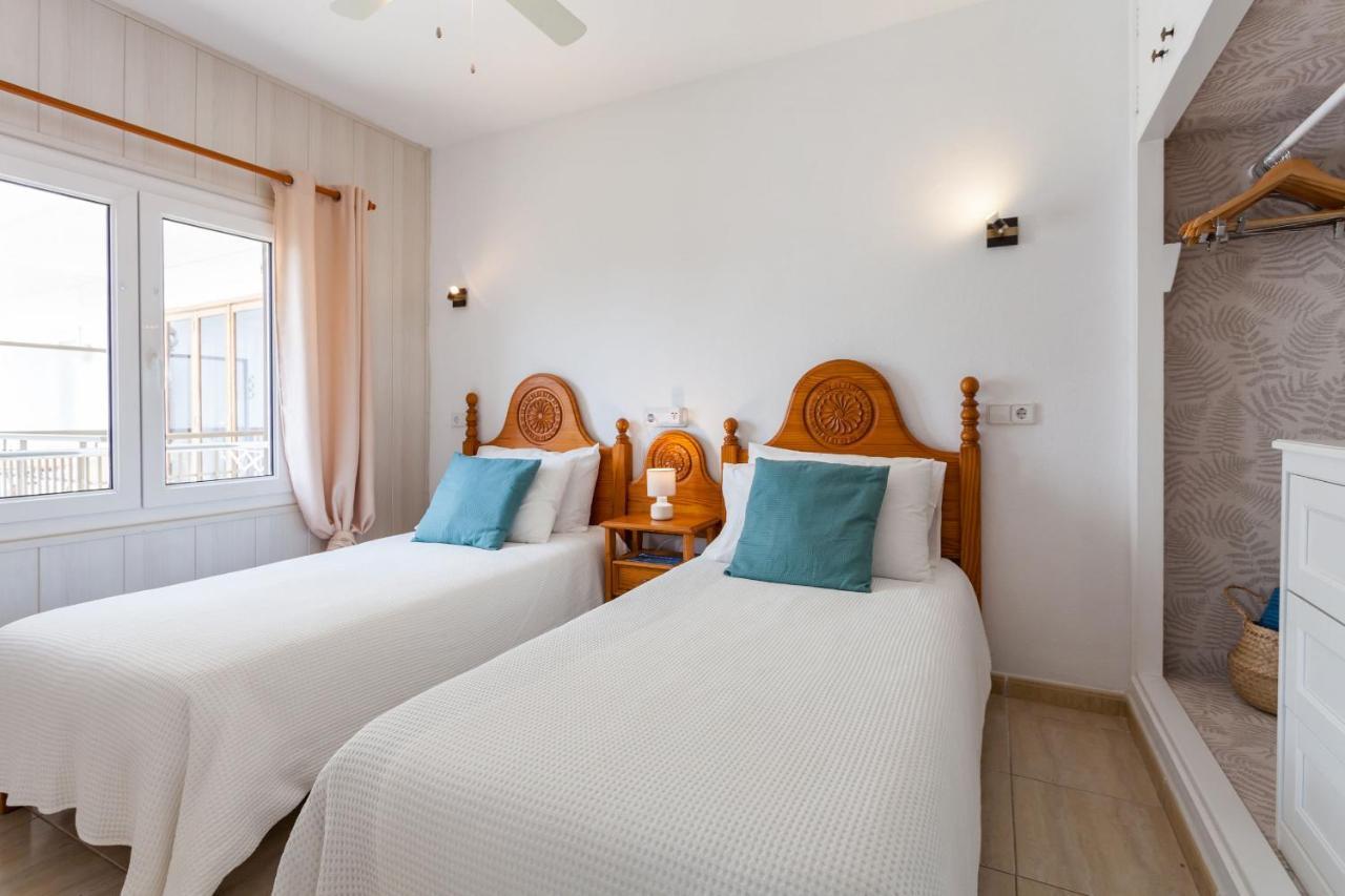 La Ola Beach House Puerto Colom Kültér fotó